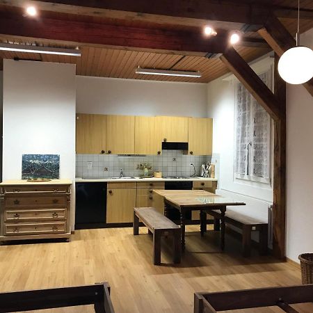Simple Studio 36M2 In The Center Of Burgdorf Private Parking Small Bathroom Buitenkant foto