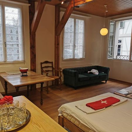 Simple Studio 36M2 In The Center Of Burgdorf Private Parking Small Bathroom Buitenkant foto