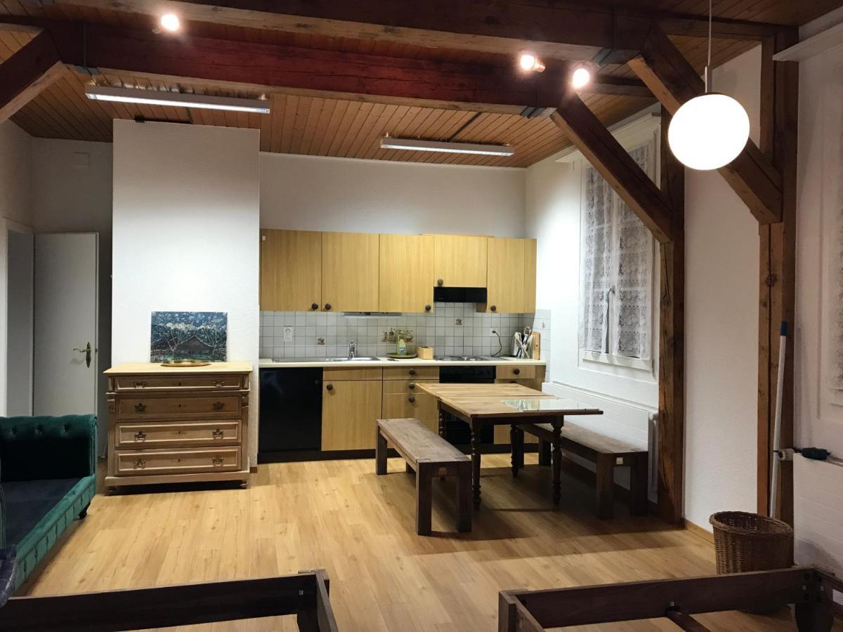 Simple Studio 36M2 In The Center Of Burgdorf Private Parking Small Bathroom Buitenkant foto