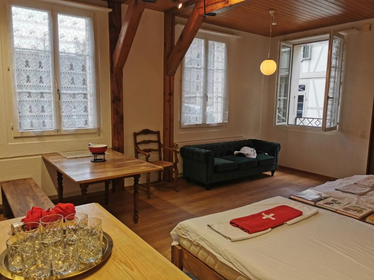 Simple Studio 36M2 In The Center Of Burgdorf Private Parking Small Bathroom Buitenkant foto